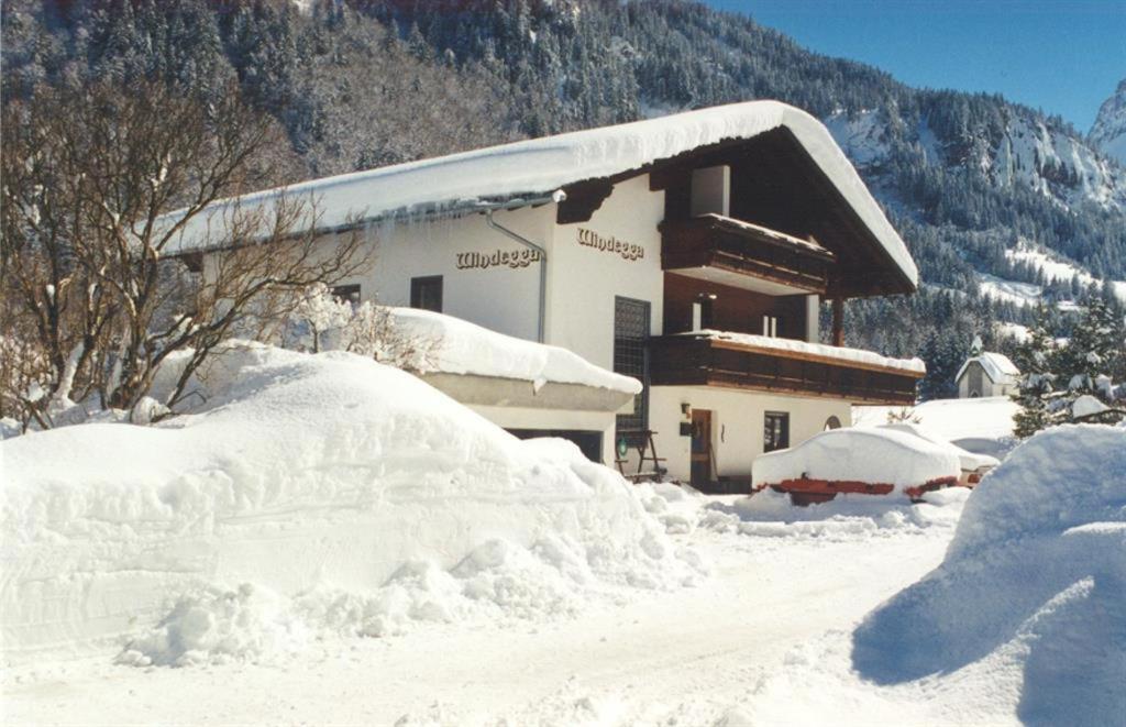 ブラントHaus Windeggaアパートメント エクステリア 写真