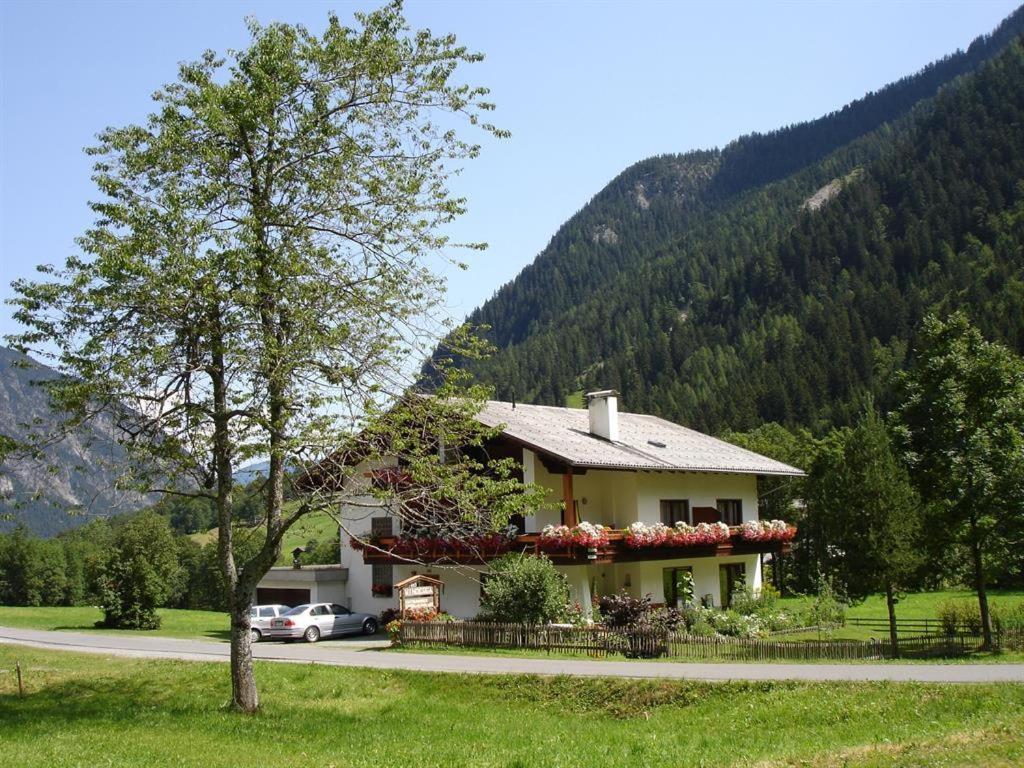 ブラントHaus Windeggaアパートメント エクステリア 写真